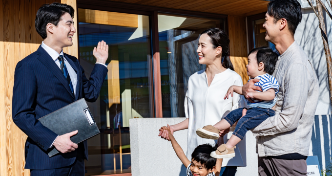 STEP.1 モデルハウス見学